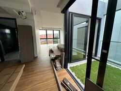 Kovan Road (D19), Detached #460312811